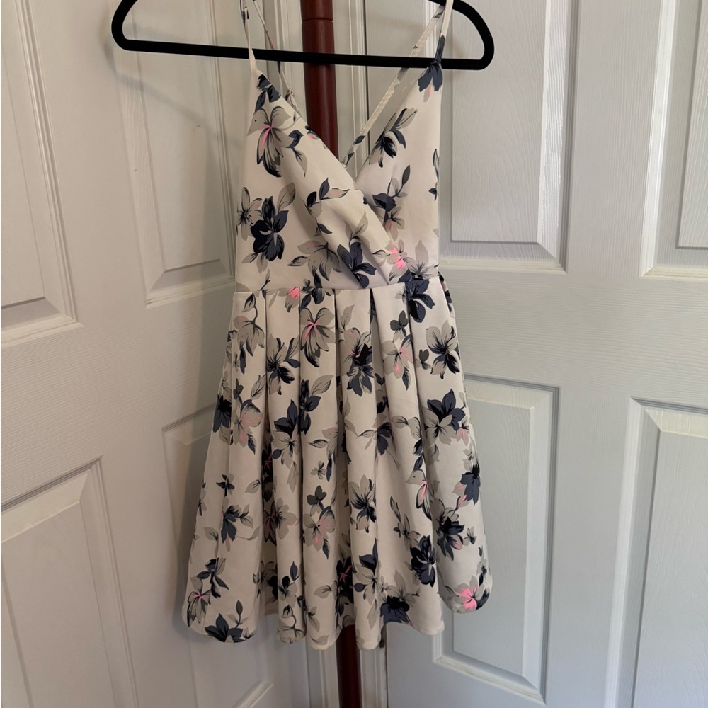 Cals Black and White Sleeveless Spaghetti Strap Sundress